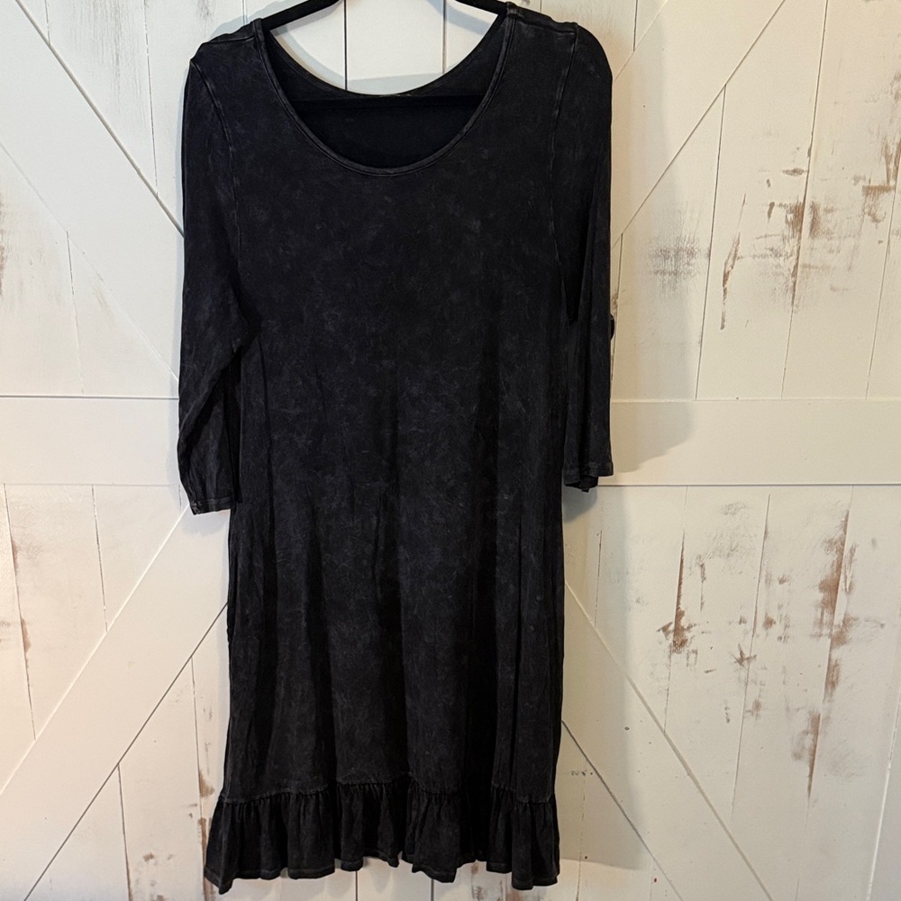 Annabelle Classic Ruffle Hem Black Stonewash Dress